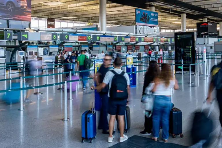 Catania airport - Walk in Nature
